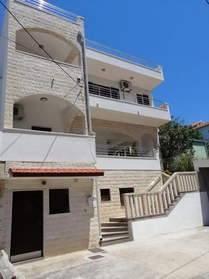 Apartment Vesna - Comfortable Trogir