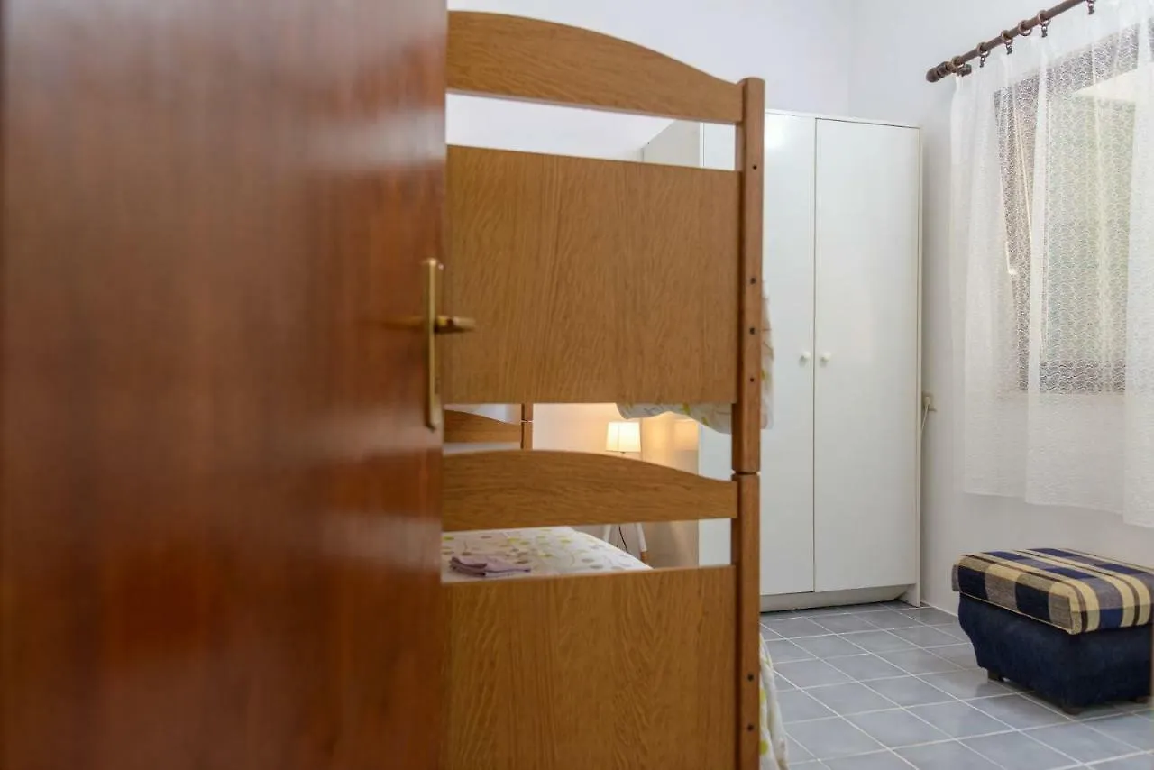Apartment Vesna - Comfortable Trogir