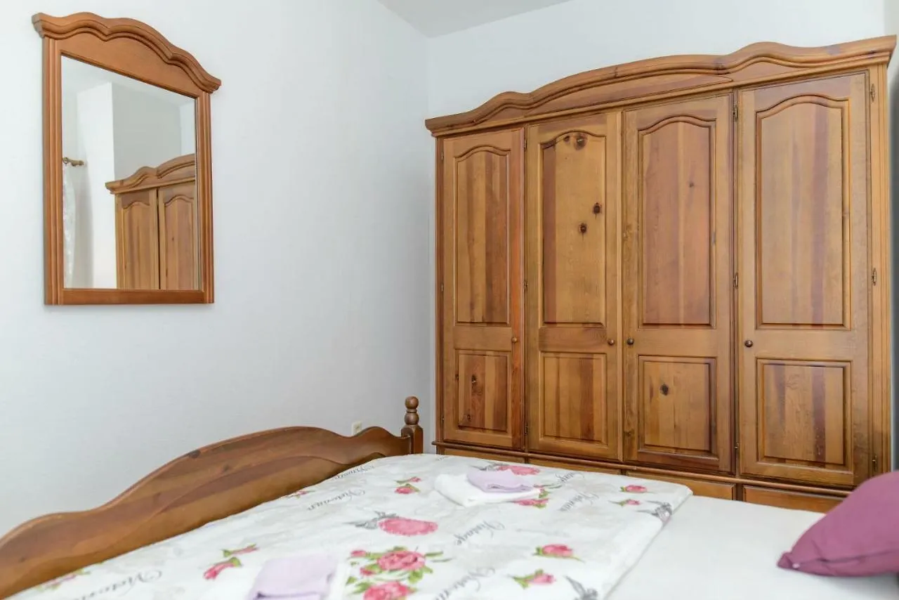 Apartment Vesna - Comfortable Trogir 0*,
